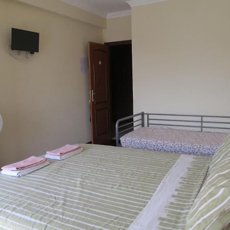 Homestay Marialva Park Seixal  Extérieur photo
