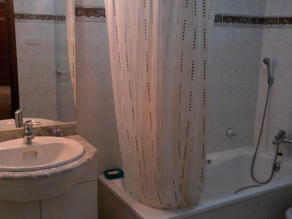Homestay Marialva Park Seixal  Extérieur photo