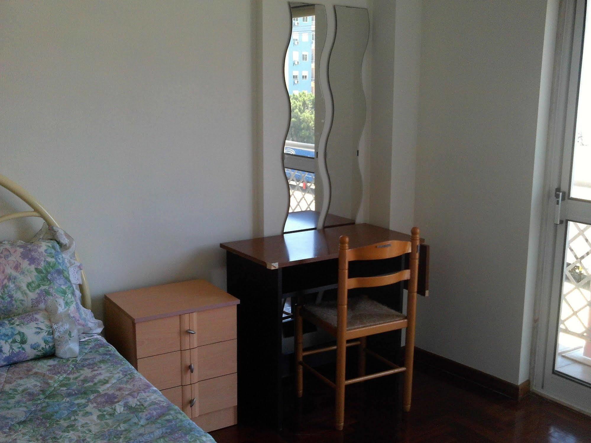 Homestay Marialva Park Seixal  Extérieur photo