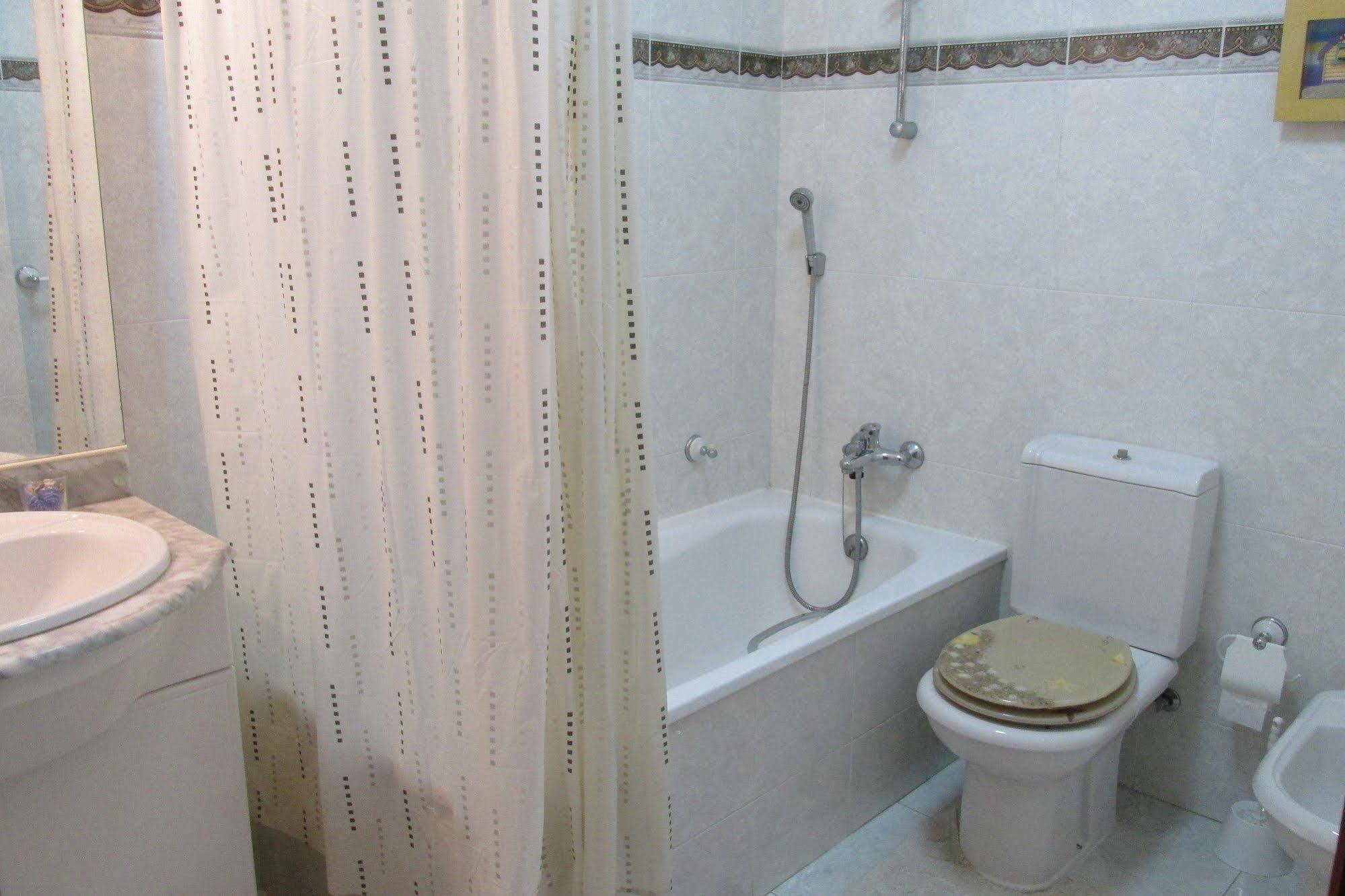 Homestay Marialva Park Seixal  Extérieur photo